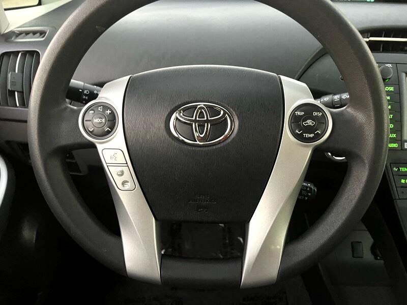 Toyota Prius Prius V 2010