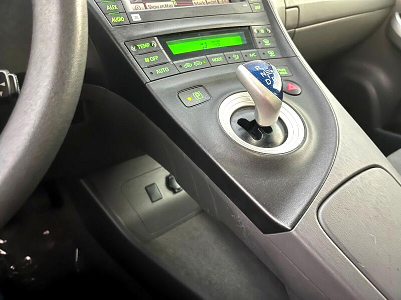 Toyota Prius Prius V 2010