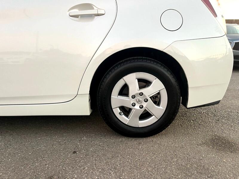 Toyota Prius Prius V 2010