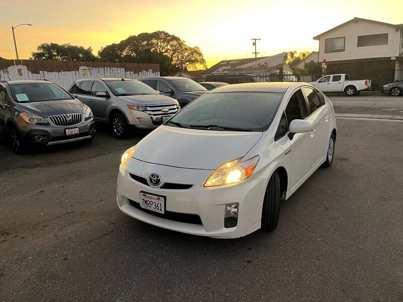Toyota Prius Prius V 2010