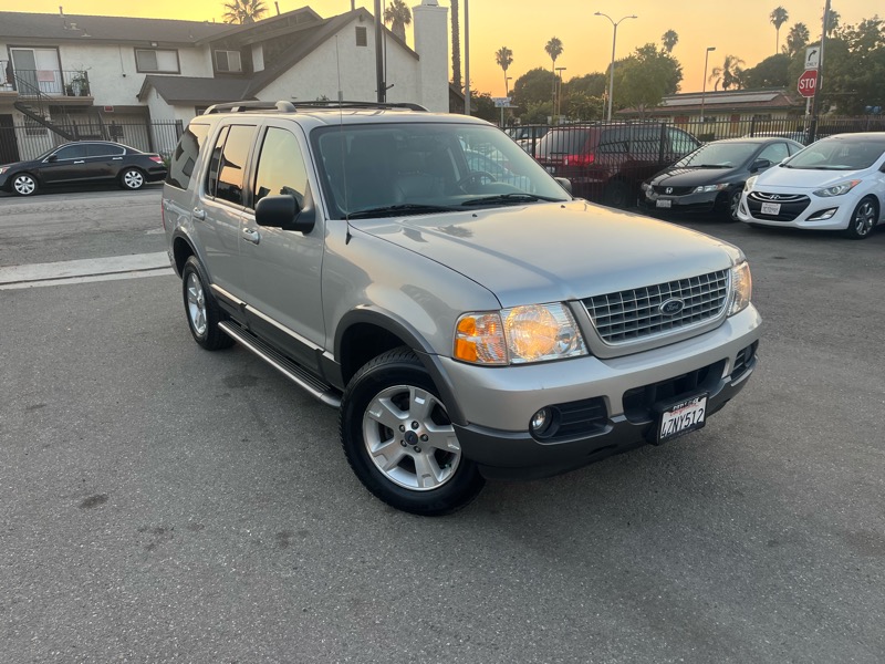 Ford Explorer XLT 4.0L 2WD 2003