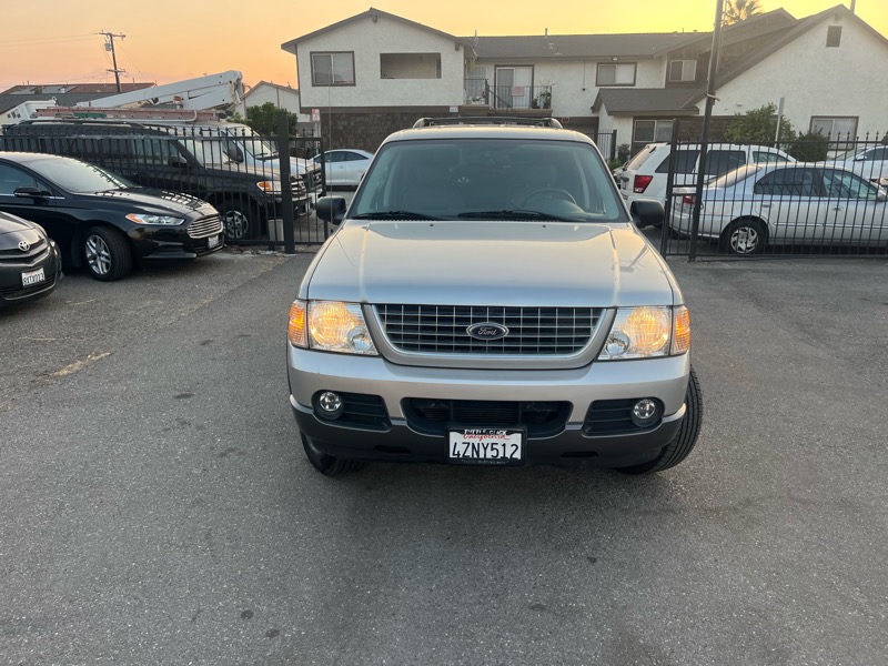Ford Explorer XLT 4.0L 2WD 2003