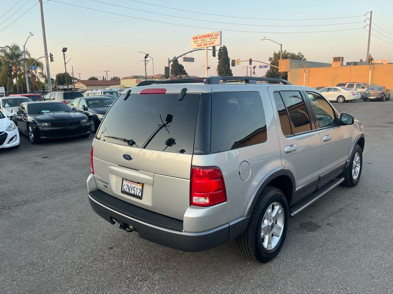 Ford Explorer XLT 4.0L 2WD 2003