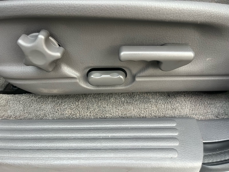 Ford Explorer XLT 4.0L 2WD 2003