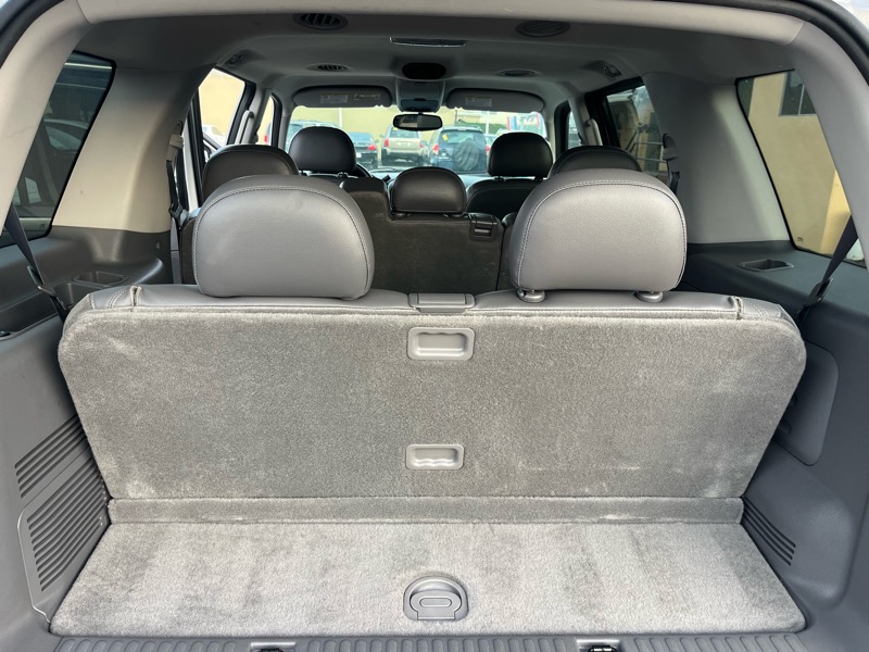 Ford Explorer XLT 4.0L 2WD 2003