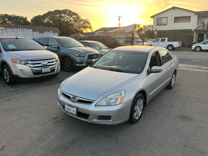 Honda Accord LX sedan AT 2006
