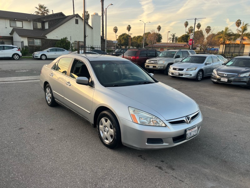 Honda Accord LX sedan AT 2006