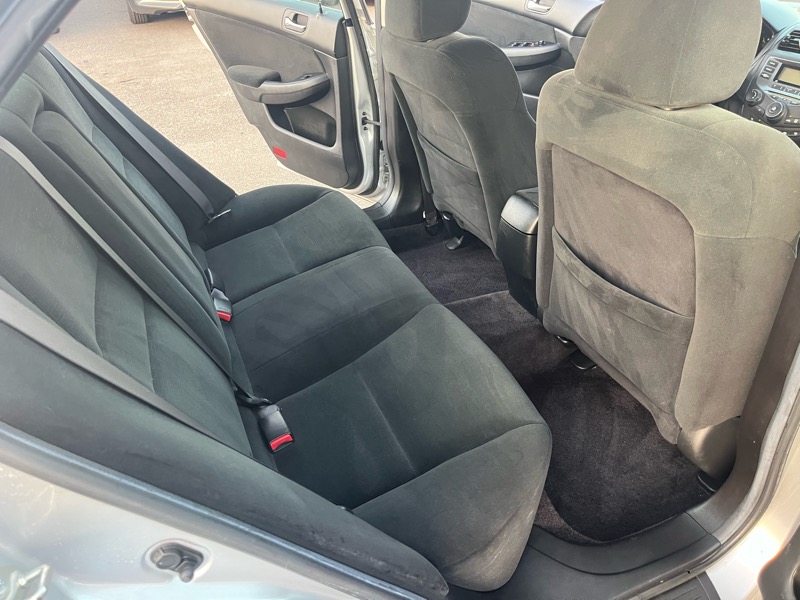 Honda Accord LX sedan AT 2006