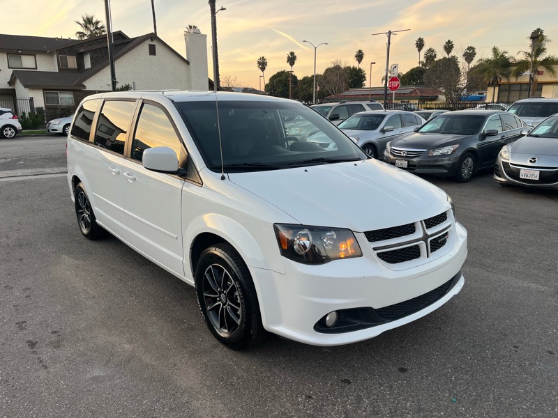 Dodge Grand Caravan R/T 2016