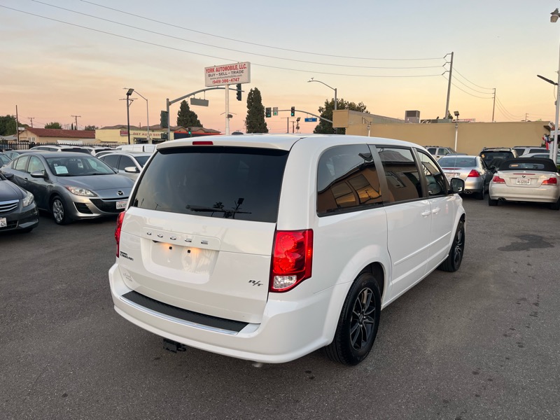 Dodge Grand Caravan R/T 2016