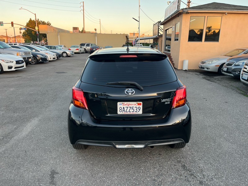 Toyota Yaris LE 5-Door AT 2017