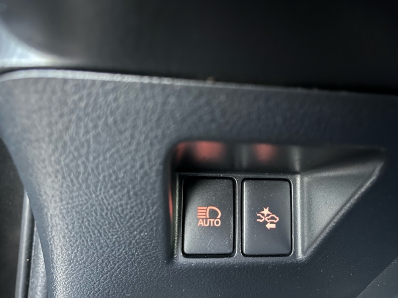 Toyota Yaris LE 5-Door AT 2017