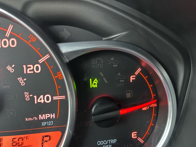 Toyota Yaris LE 5-Door AT 2017