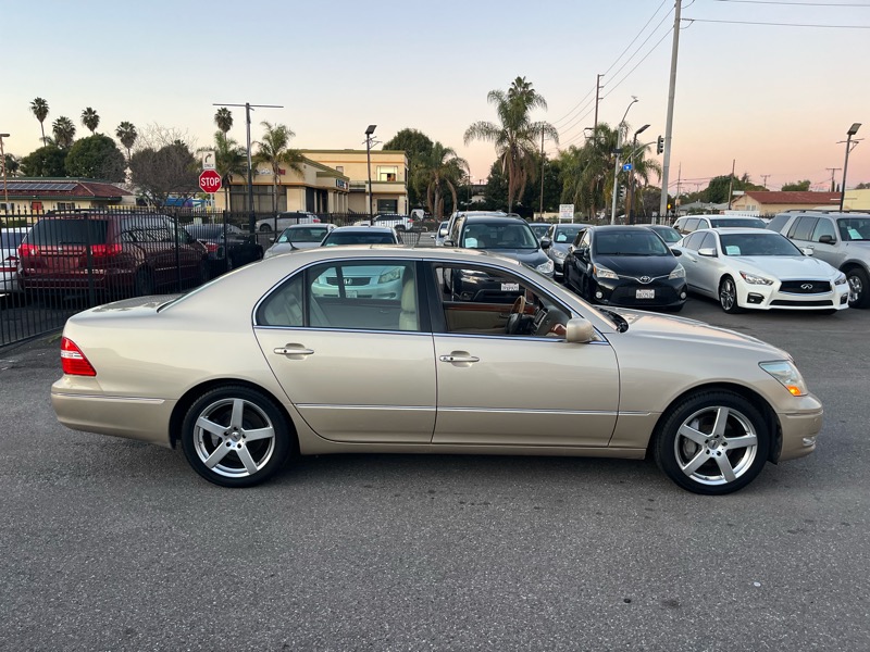 Lexus LS 430 Sedan 2006