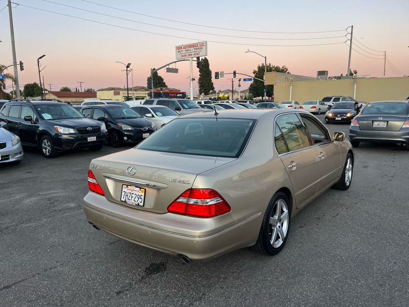 Lexus LS 430 Sedan 2006