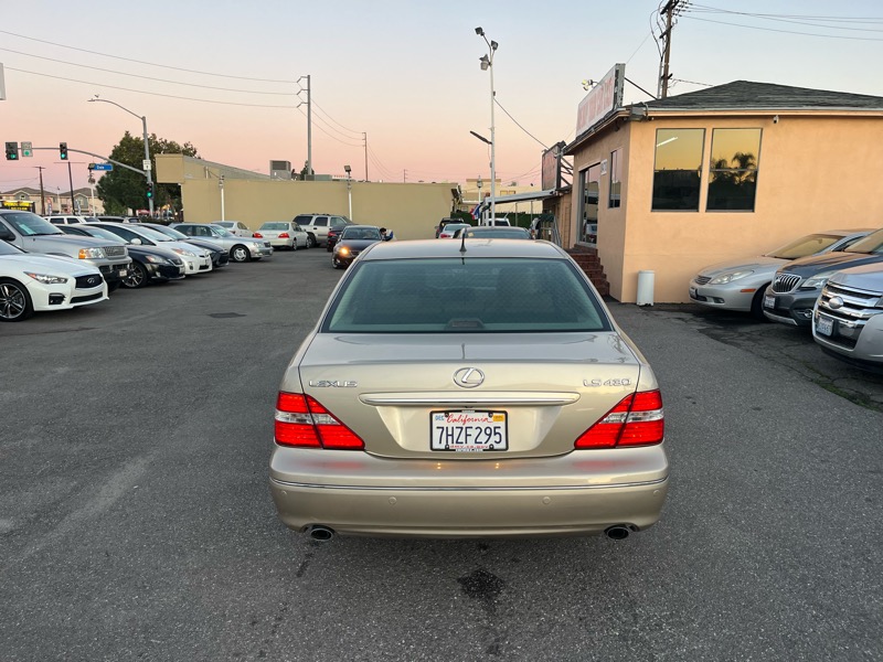 Lexus LS 430 Sedan 2006