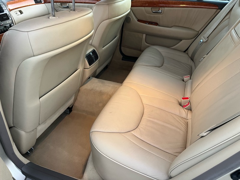 Lexus LS 430 Sedan 2006