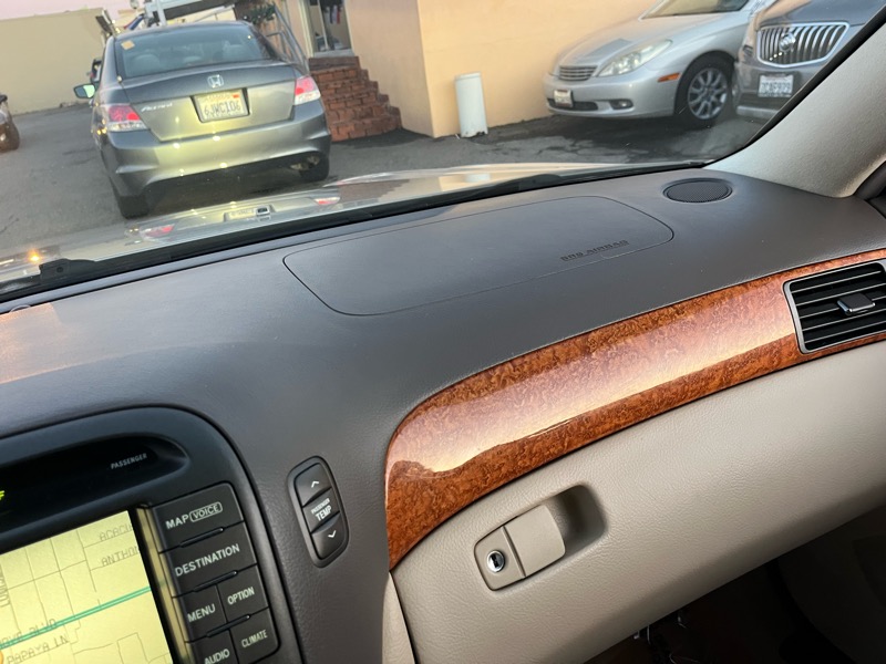 Lexus LS 430 Sedan 2006