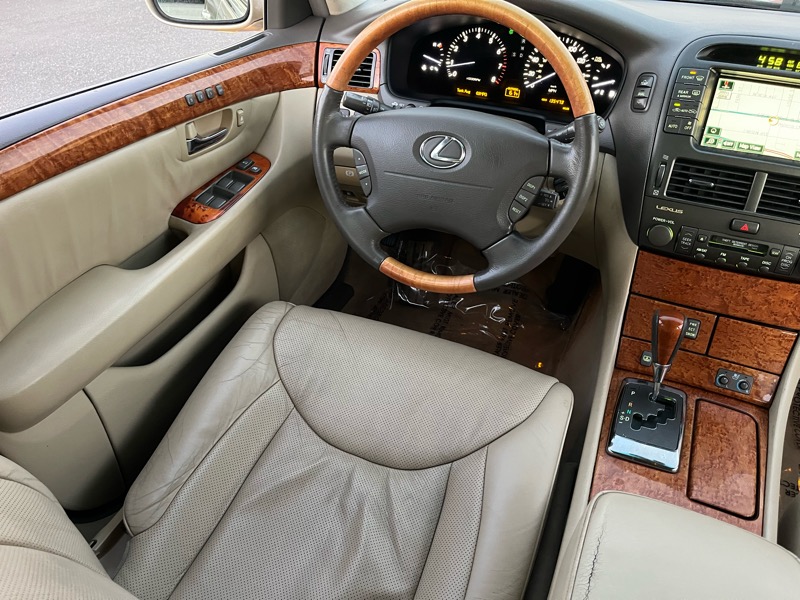Lexus LS 430 Sedan 2006