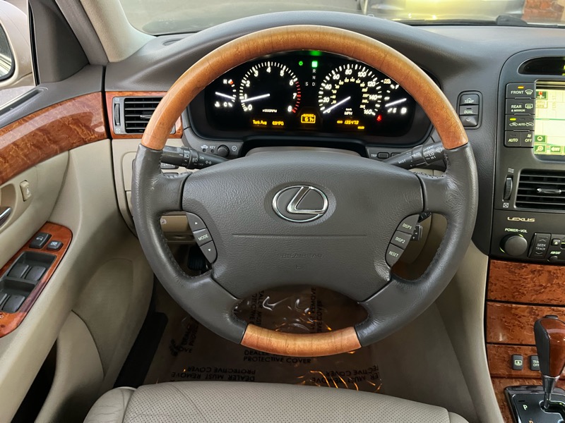 Lexus LS 430 Sedan 2006