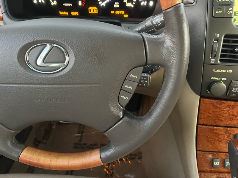 Lexus LS 430 Sedan 2006