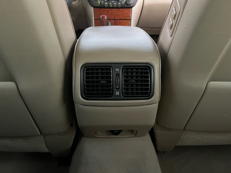 Lexus LS 430 Sedan 2006