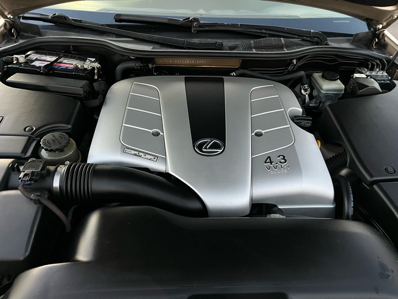 Lexus LS 430 Sedan 2006