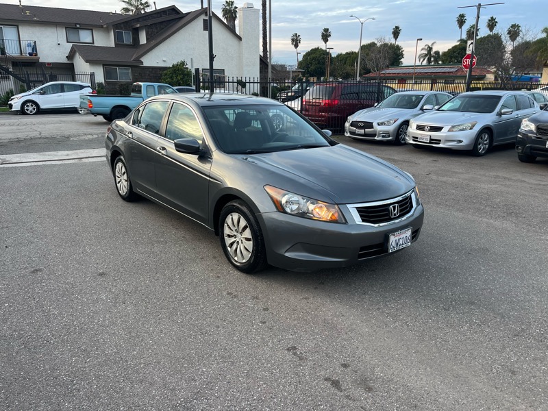 Honda Accord LX sedan AT 2009