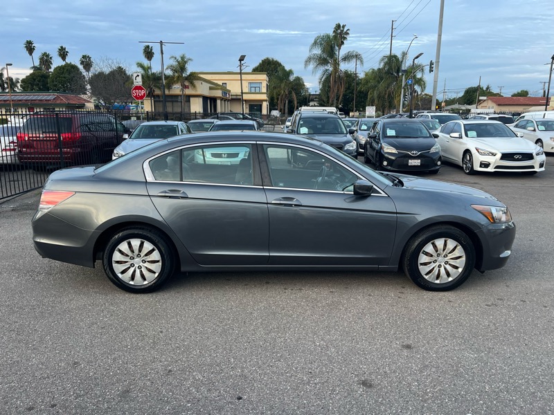 Honda Accord LX sedan AT 2009