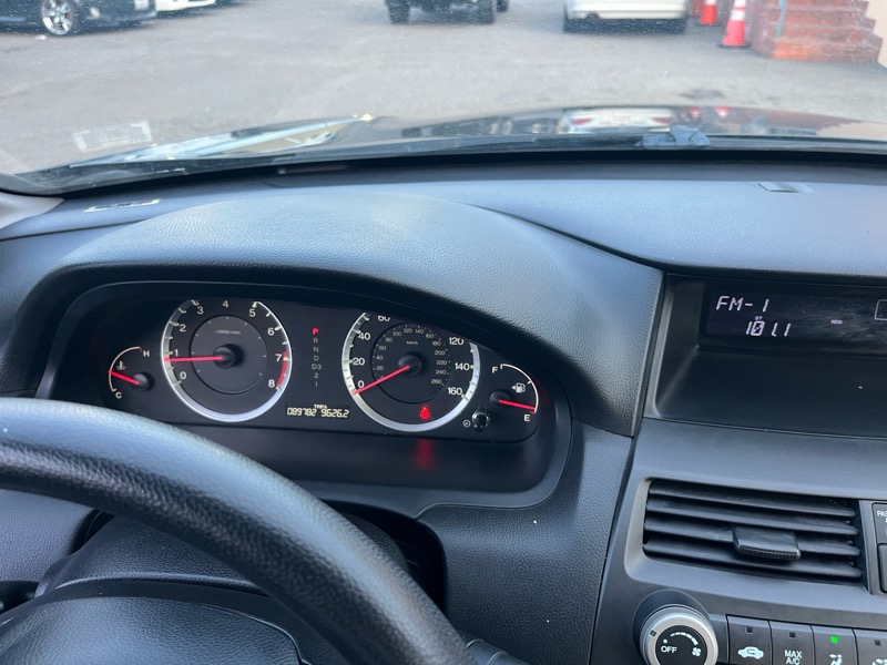 Honda Accord LX sedan AT 2009