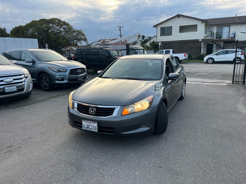 Honda Accord LX sedan AT 2009