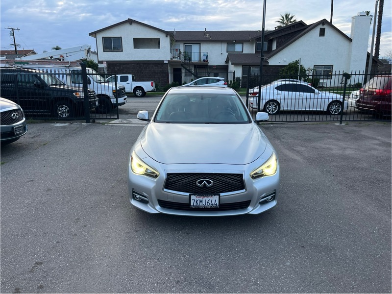 Infiniti Q50 Base 2015
