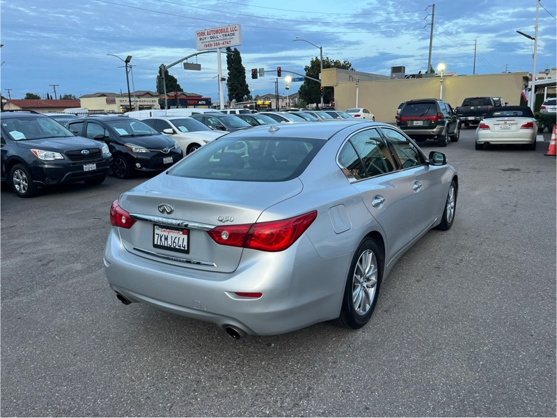 Infiniti Q50 Base 2015