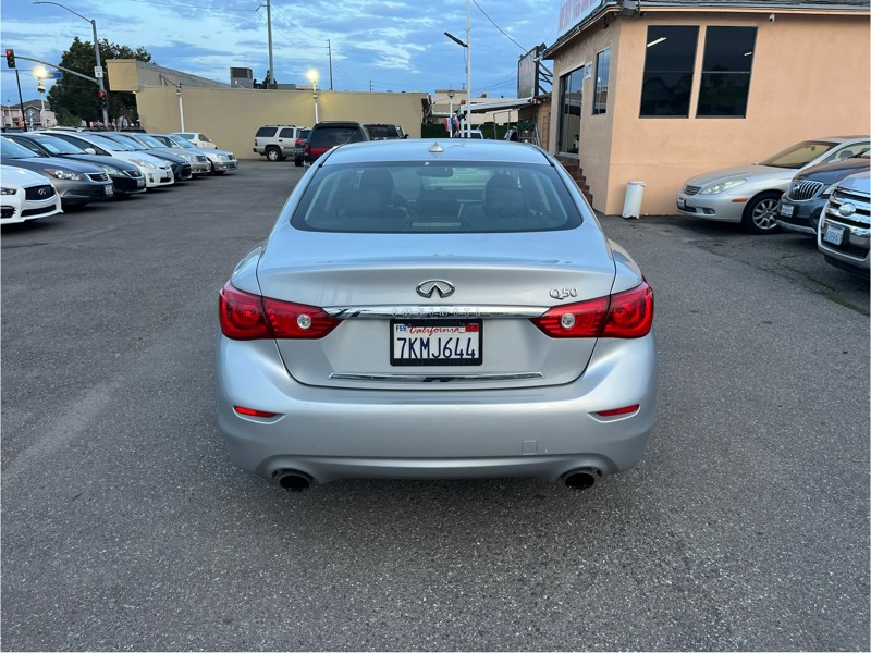 Infiniti Q50 Base 2015