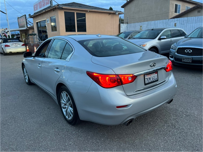 Infiniti Q50 Base 2015