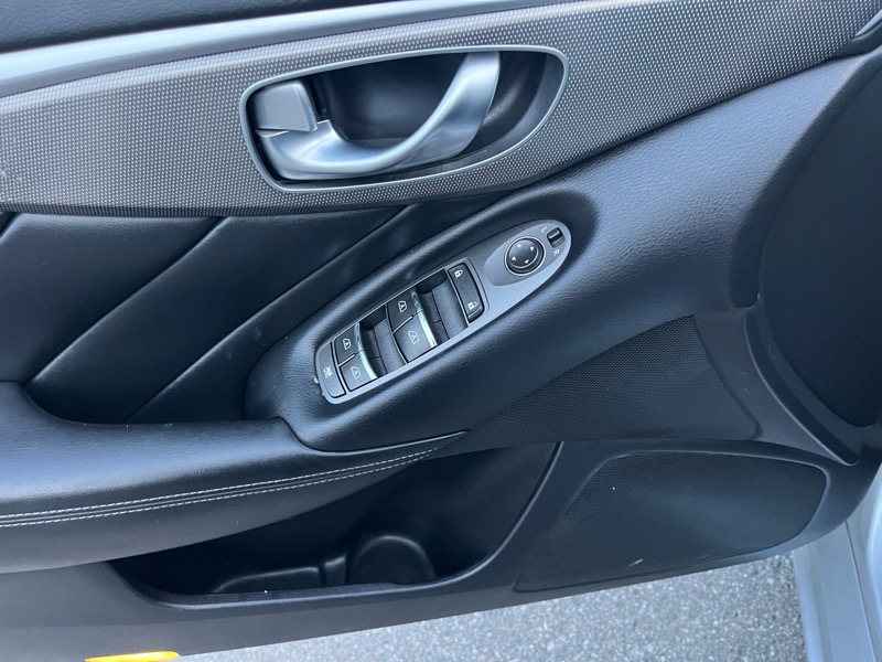 Infiniti Q50 Base 2015