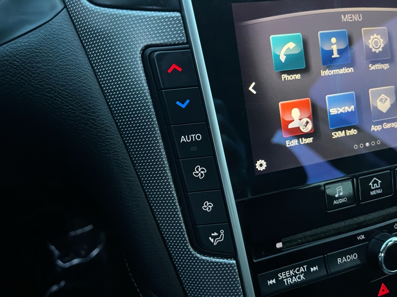 Infiniti Q50 Base 2015