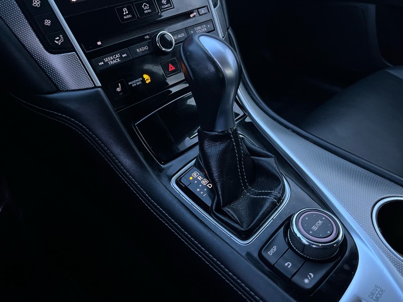 Infiniti Q50 Base 2015