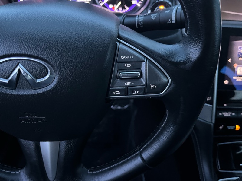 Infiniti Q50 Base 2015