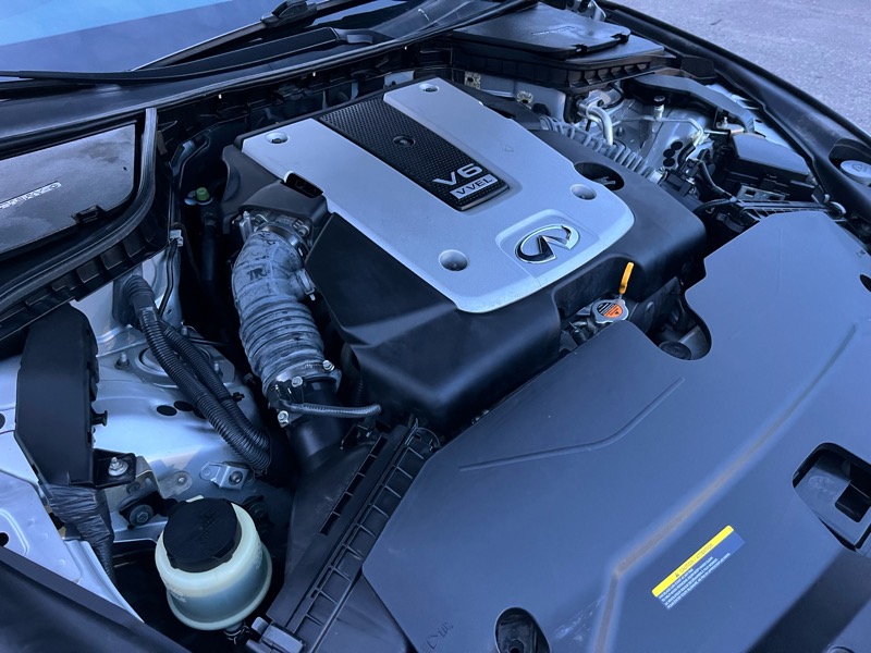 Infiniti Q50 Base 2015