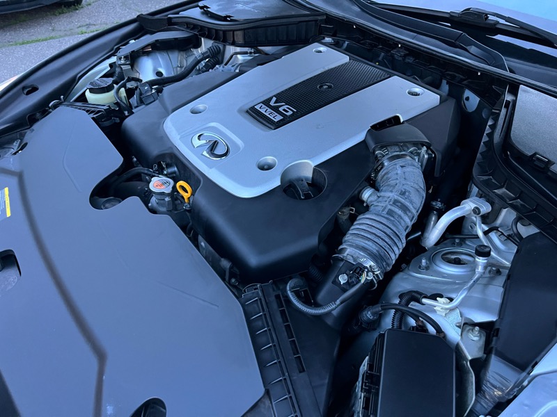 Infiniti Q50 Base 2015