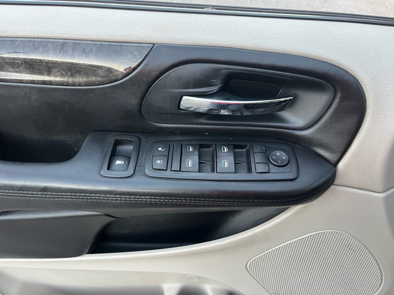 Dodge Grand Caravan Mainstreet 2011