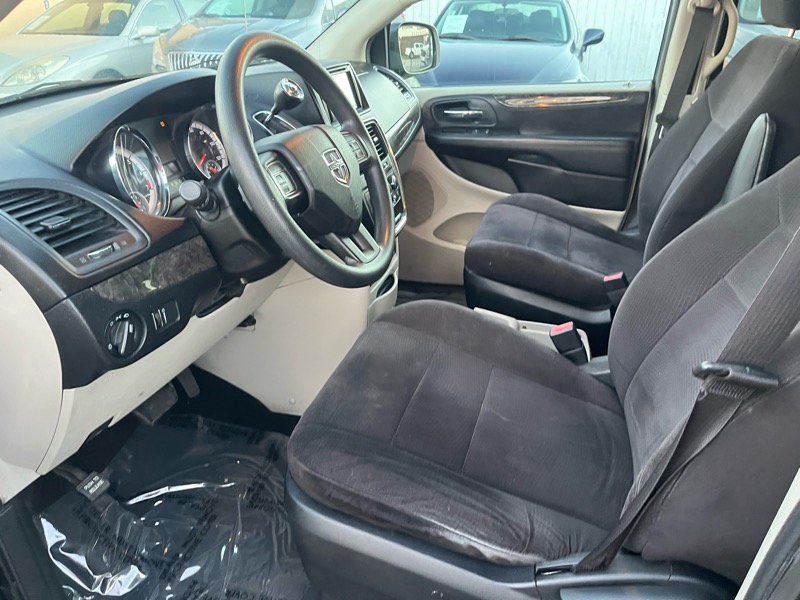 Dodge Grand Caravan Mainstreet 2011