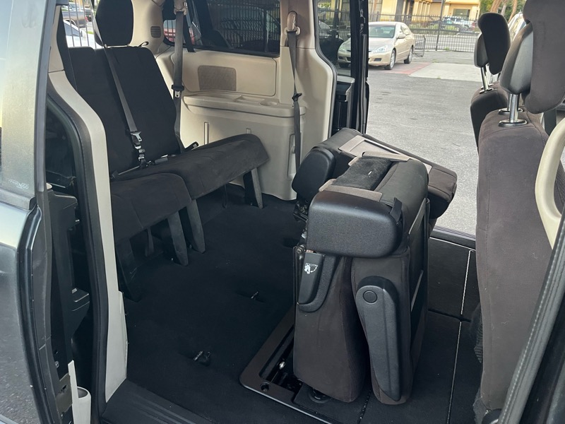 Dodge Grand Caravan Mainstreet 2011