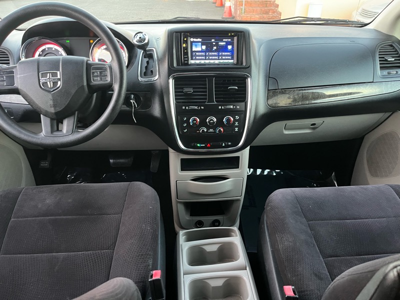 Dodge Grand Caravan Mainstreet 2011