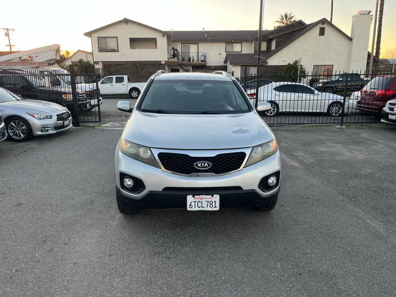 Kia Sorento LX 2WD 2011