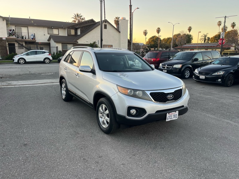 Kia Sorento LX 2WD 2011