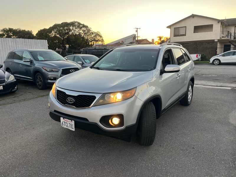 Kia Sorento LX 2WD 2011