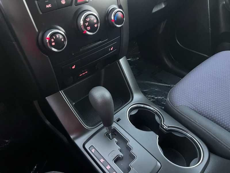 Kia Sorento LX 2WD 2011