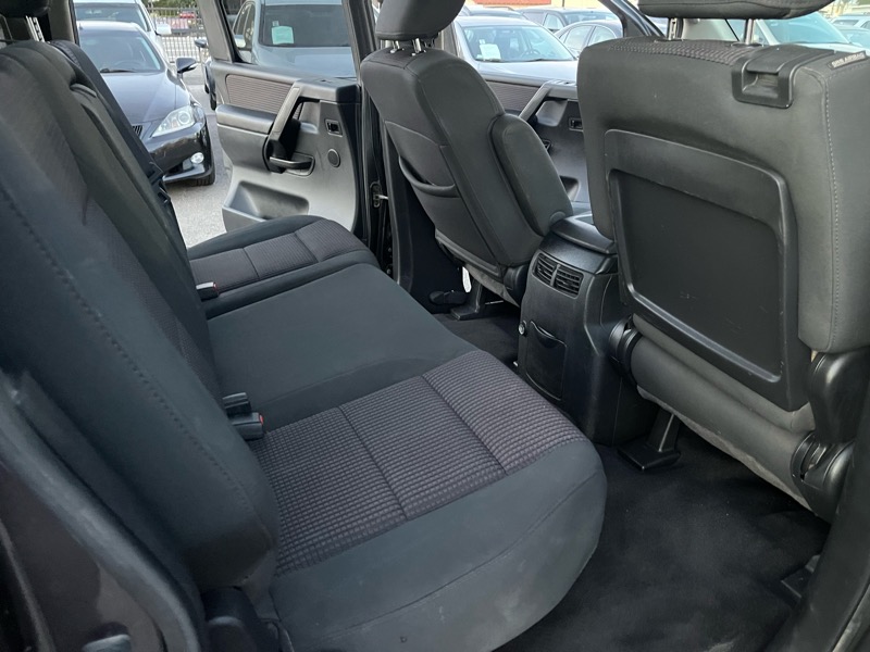 Nissan Titan LE Crew Cab 2WD SWB 2010